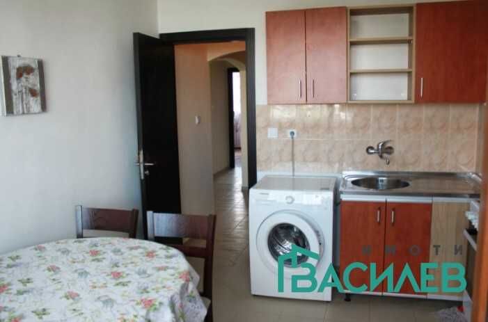 Дава се под наем Тристаен апартамент в София, Център - 82 кв.м за 613.02 € - Снимка #3