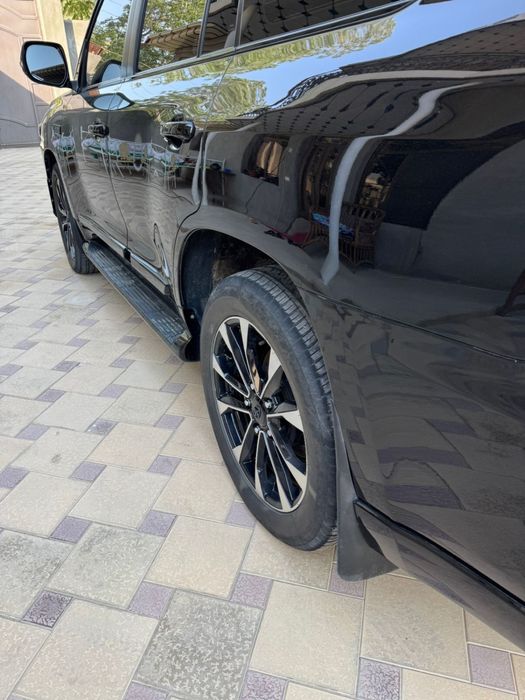 Шины от Toyota Land Cruiser 200