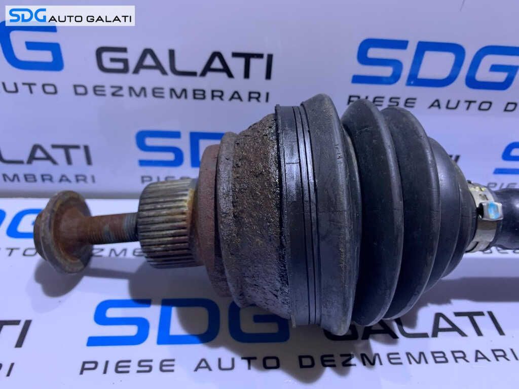 Planetara Dreapta Fata Audi A4 B8 2.0 TDI CAGA CAGB CAGC CAHA CAHB CAEA CDNB CDNC CFKA CMEA CJCB 2008 - 2015 Cod 8K0407271Q