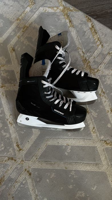 Продам коньки nordway 42 размер