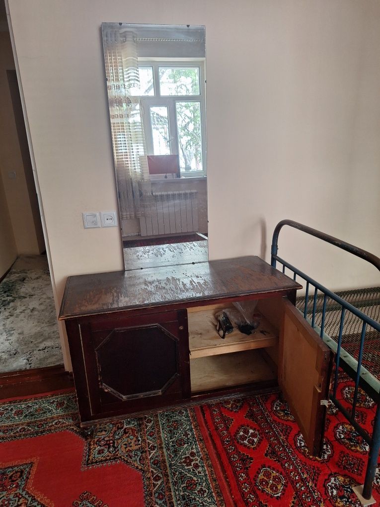 Продам тримо и железную кровать.