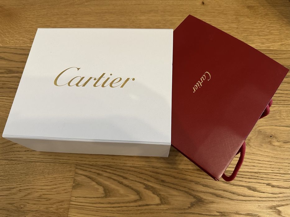 Cutie si punga Cartier