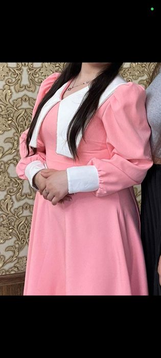 Продам шикарное вечернее розовое платье