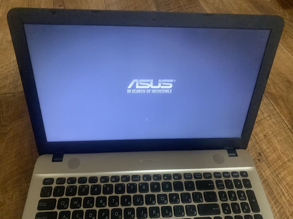 Ноутбук ASUS X541UV Intel Core i3