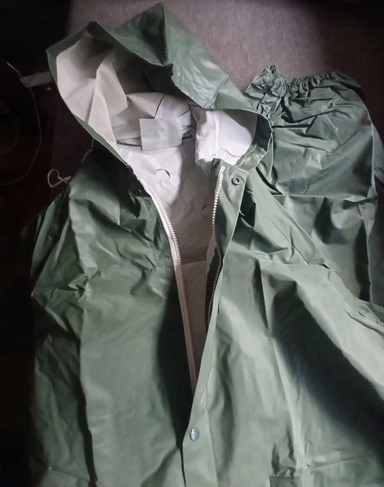 Дъждобран от PVC/полиестер