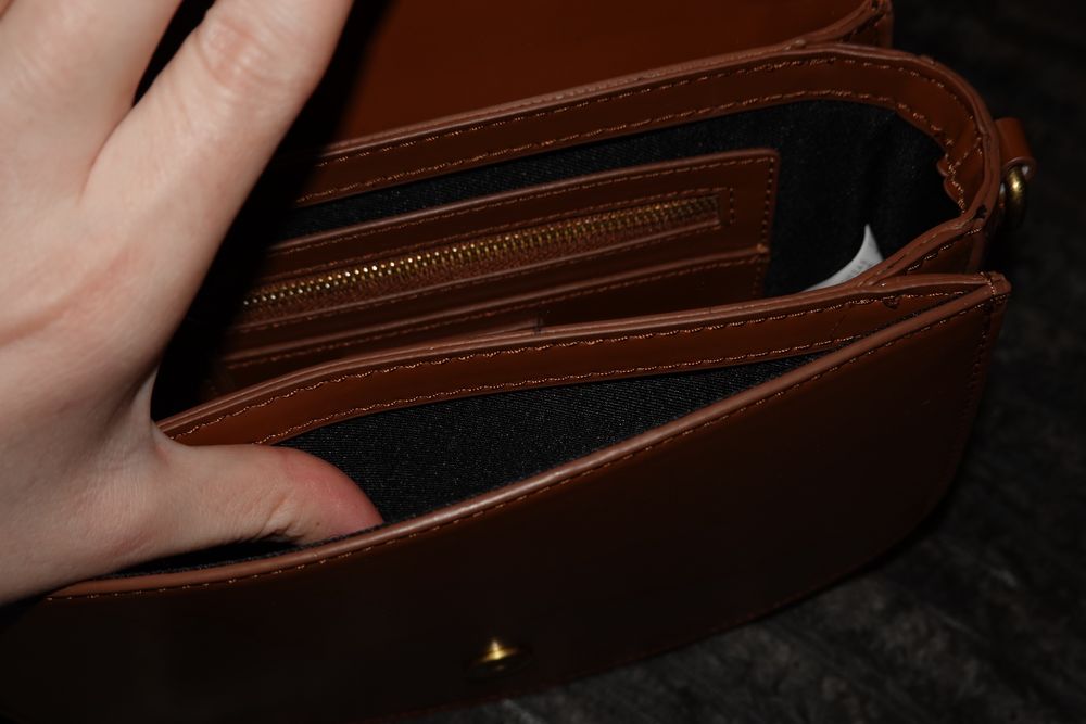 Дамска чанта ZARA