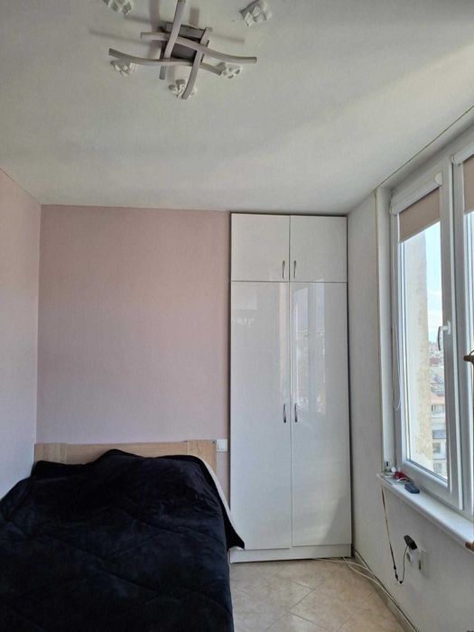 Тристаен апартамент в Кючук Париж