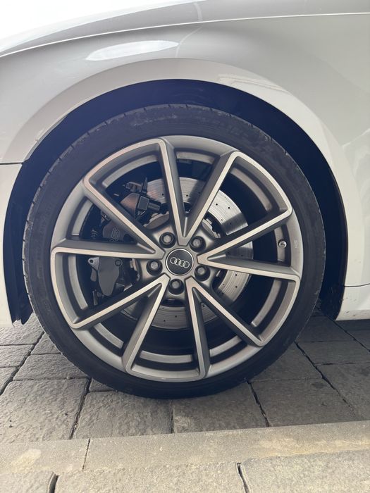 Jante Audi RS4 R19 5x112 Butuc 66.6 8.5J ET40