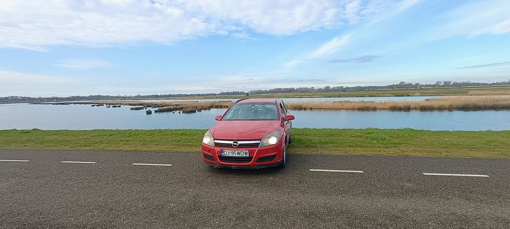 Opel Astra H Turbina defectă