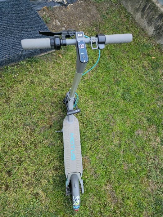 Vand Trotineta Motus Scooty 10, 25 km/h, 40 km autonomie