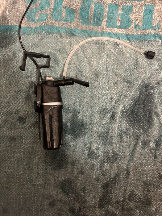 Vand acvarii cu accesorii