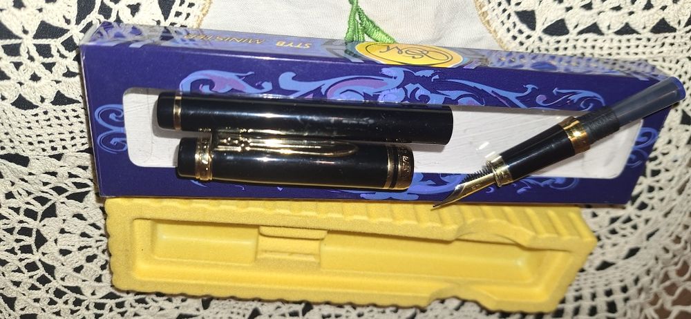 Stilou negru STYB Minister!