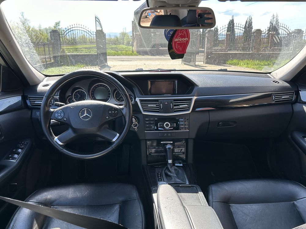 Mercedes E220 2011