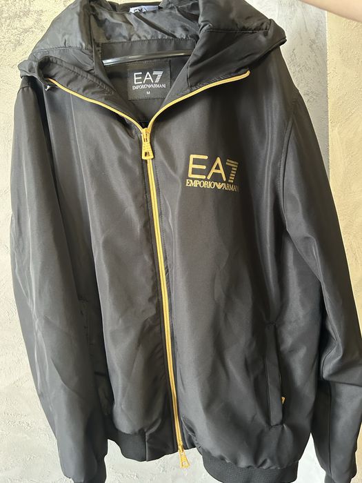 Яке Emporio Armani размер М