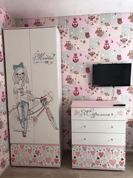 Продам мебель в детскую