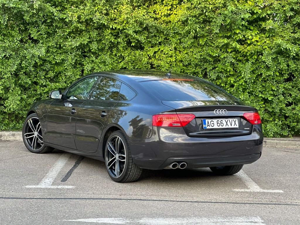 Vând Audi A5 3.0