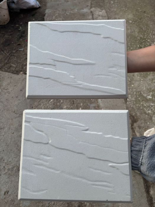 Vând piatra decorativa și panouri 3 D
