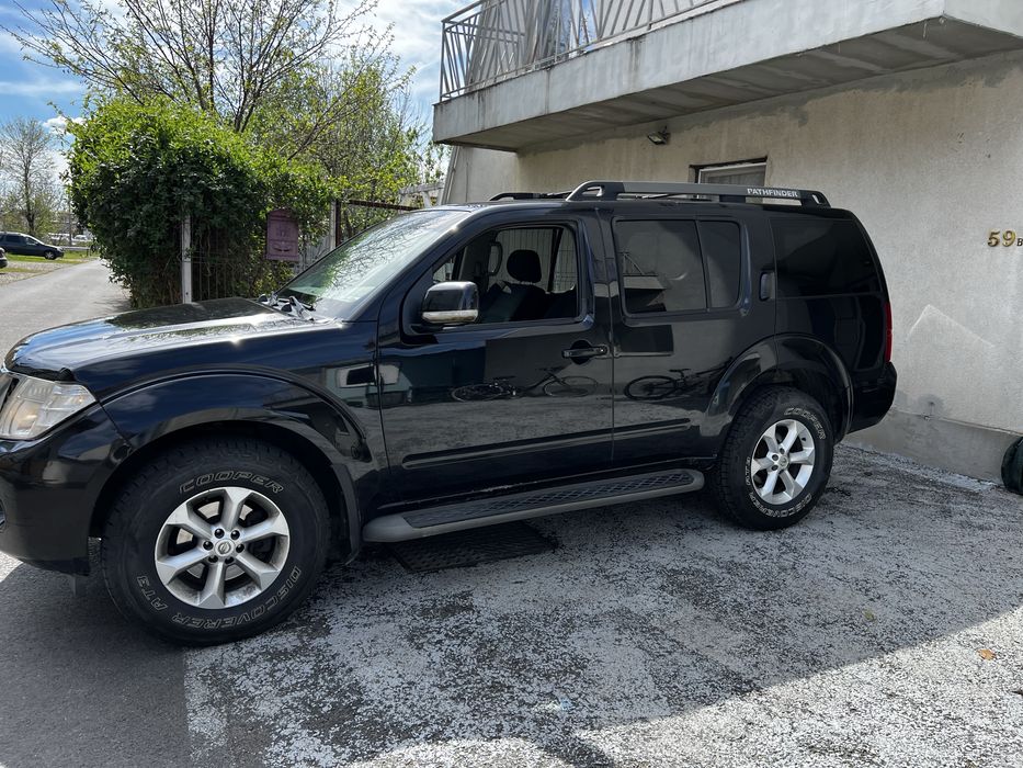 Nissan Pathfinder 2.5 an 2012 ,190cp