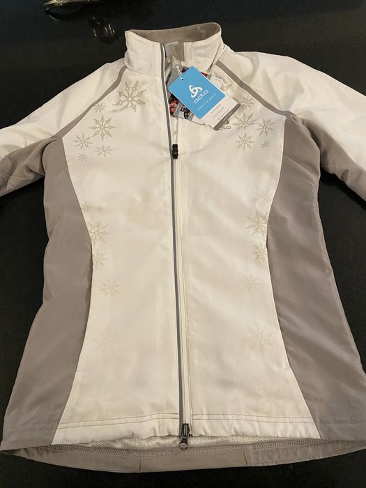 Geaca Odlo dama, noua