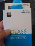 Glass - протектори за телефон