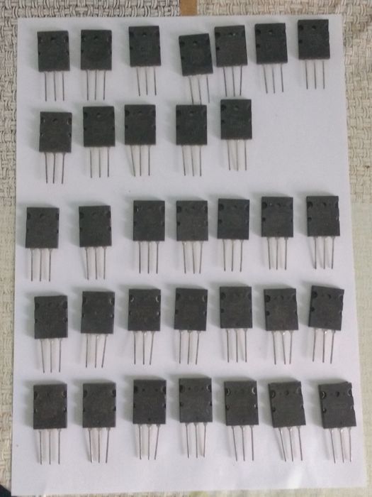 Транзисторы Toshiba 2sc5200, 2sa1943 (оригиналы, цена за комплект)