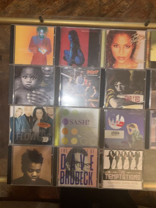 Компакдискове  колекция