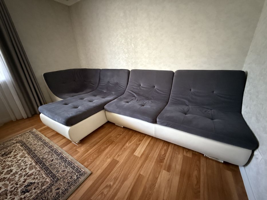 Продаю диван в отличном состоянии