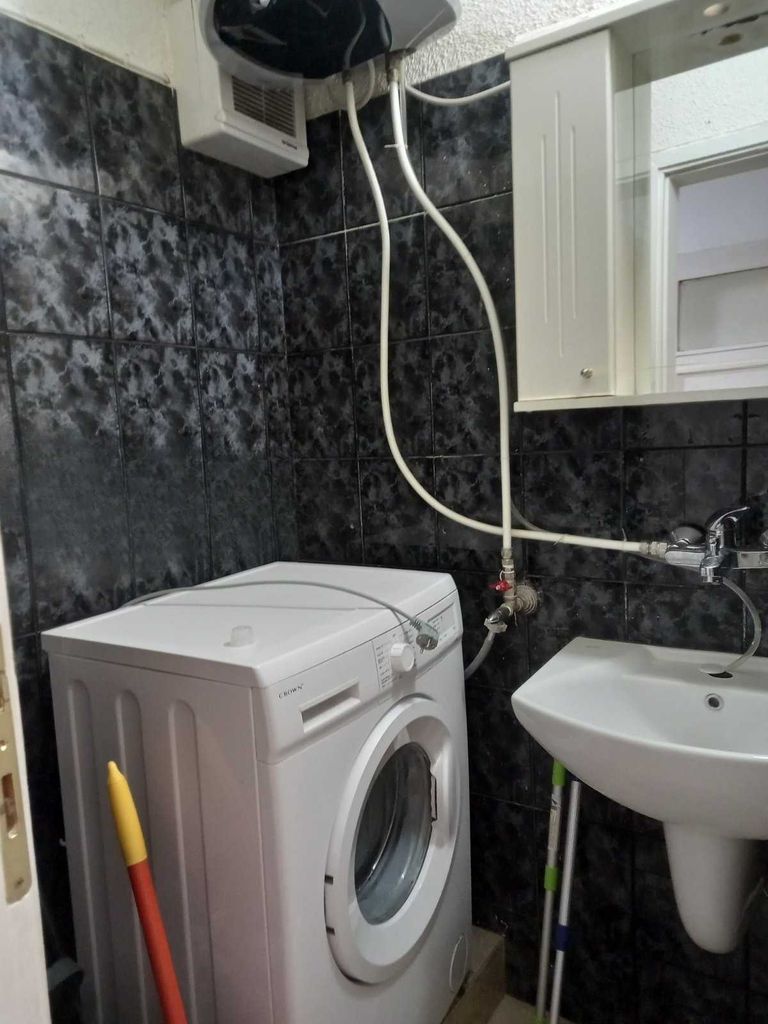 Дава се под наем Тристаен апартамент в София, Център - 98 кв.м за 750 € - Снимка #6