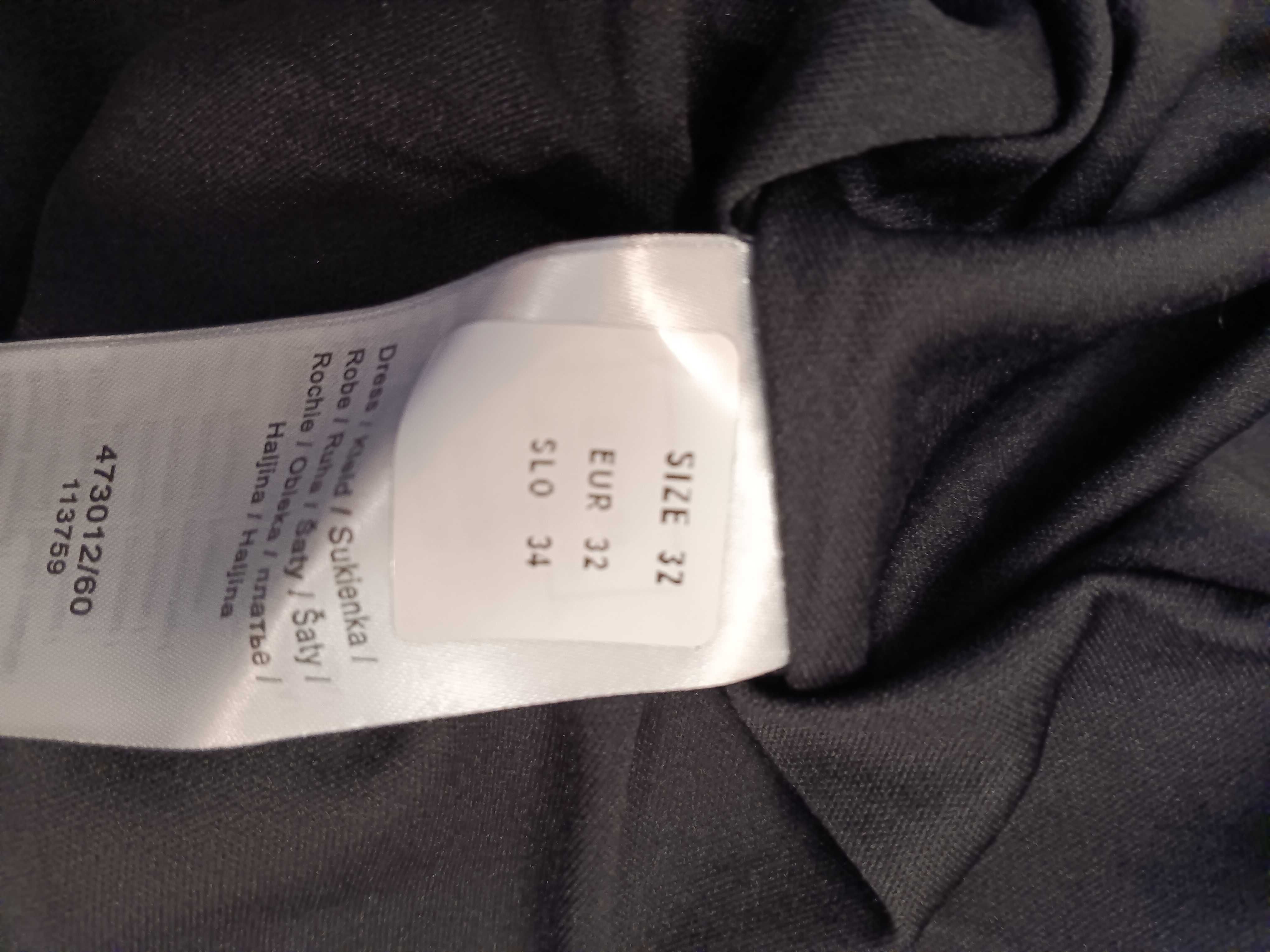 Rochie neagra Orsay.