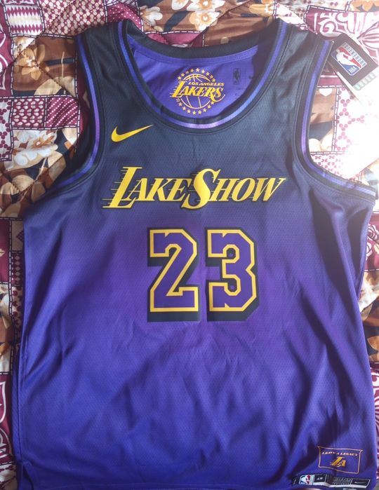 Баскетболен потник на NBA LeBron James размер L