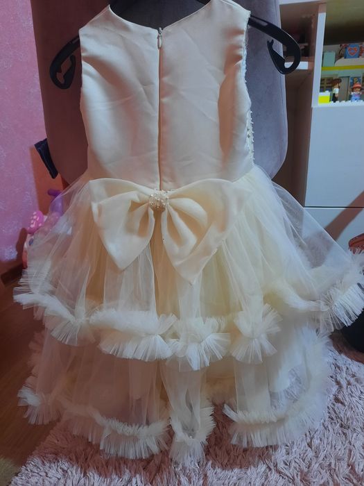 Rochita ocazie 4/5 ani