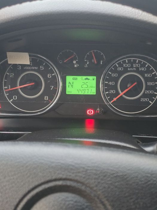 Gentra ABS lyukli, magicar 909 va chexol polik qilingan moshina ideal