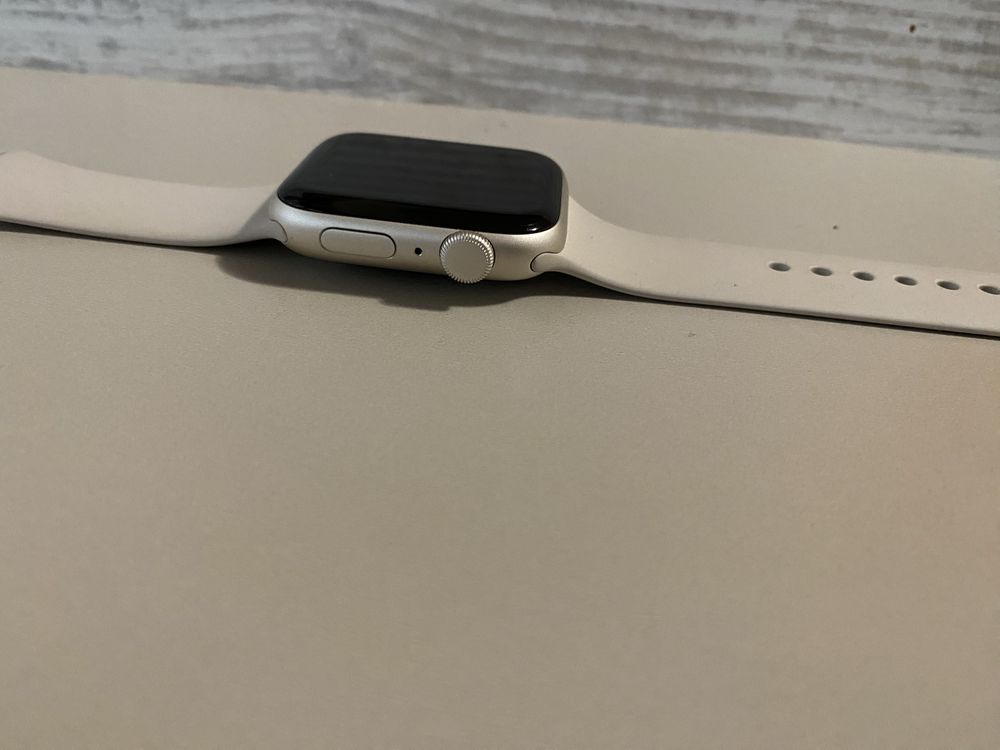 Apple Watch SE2 44mm