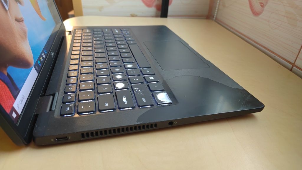 Laptop Dell Latitude 7420_i7 gen 11 vPRO_16GB LPDDR4X_256GB_