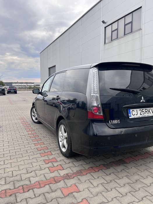 Mitsubishi Grandis