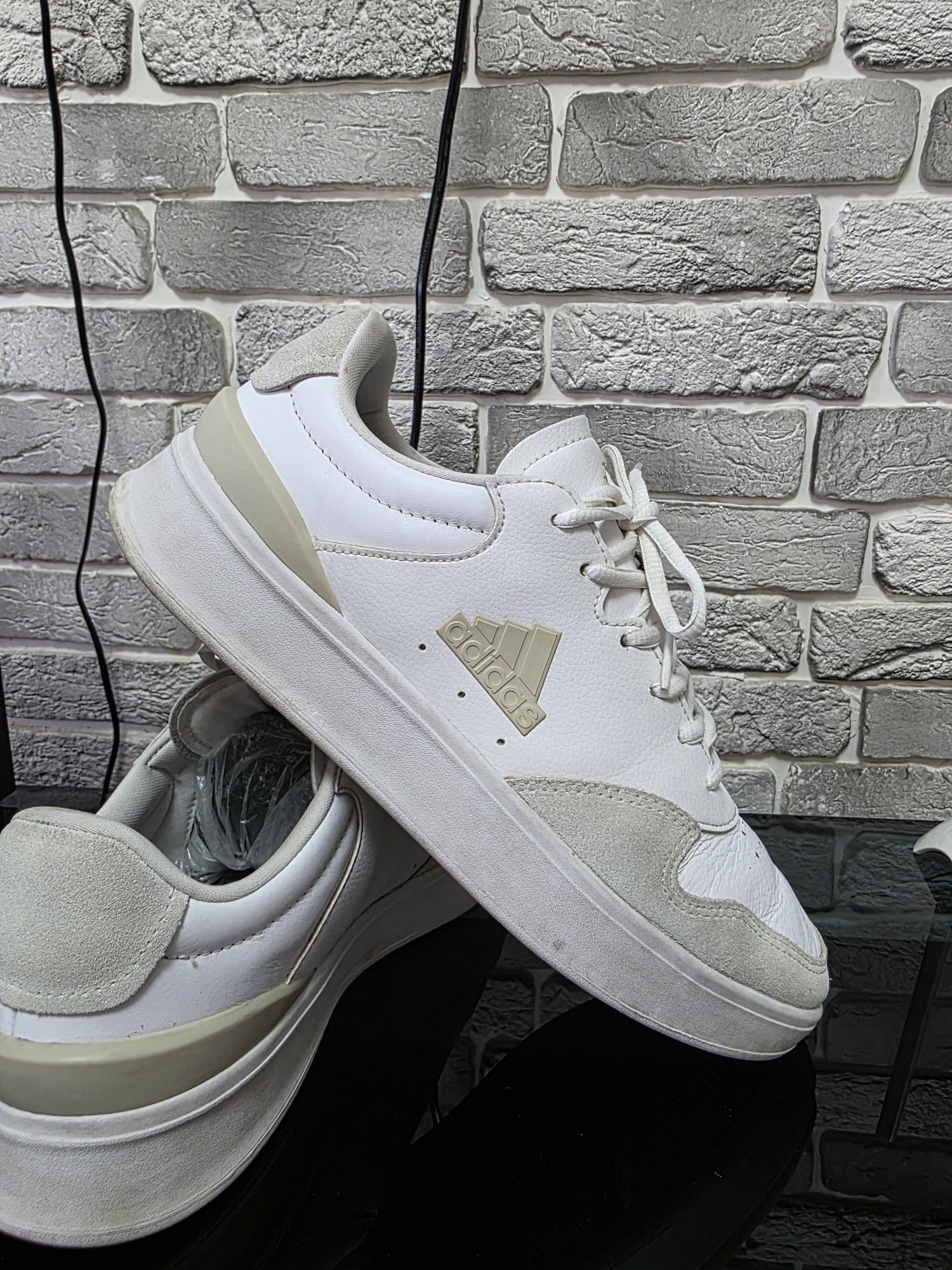 Оригинальные кроссы Adidas