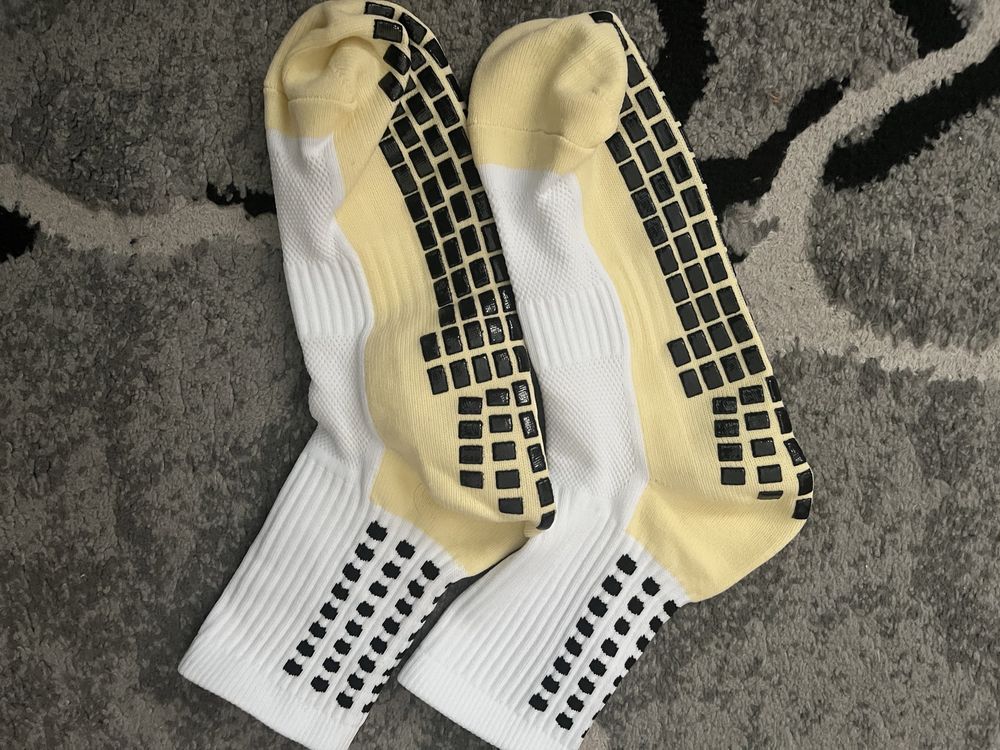 Grip socks (anti slip) чорапи