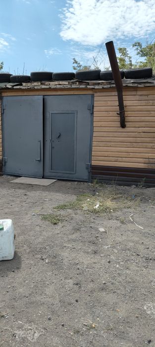 Продам большой гараж.