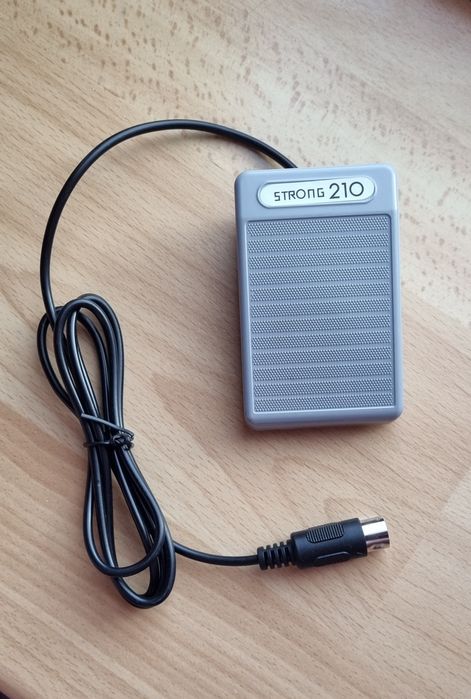 Педаль на машинку для ногтей Strong 210