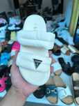 Papuci guess calitate superioara..super oferta