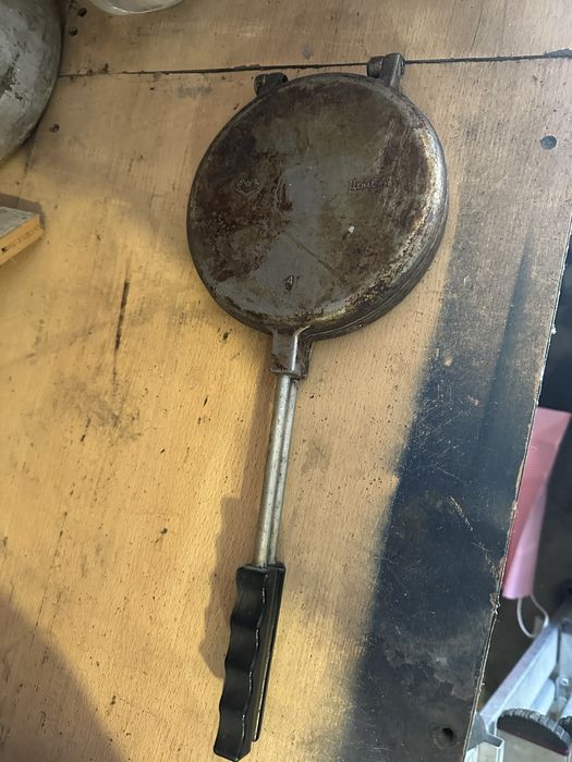 Вафельница-орешница советская