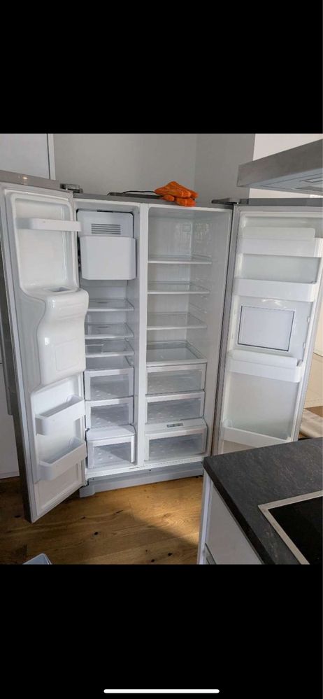 Vand frigider Samsung Functional (fara rafturi sau sertare)