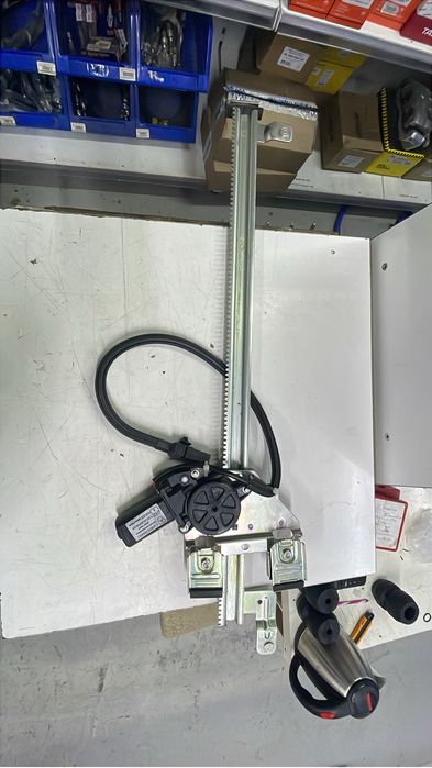 Электростеклоподьемник Газель Некст 16000тг