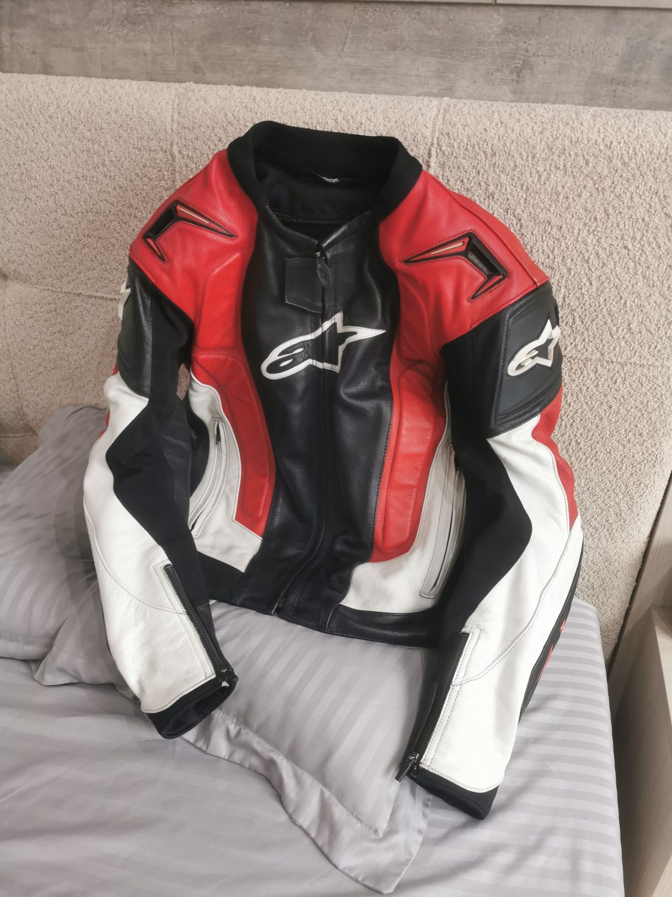Кожено яке Alpinestars 50