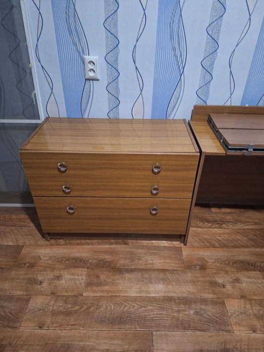 Отдам даром мебель