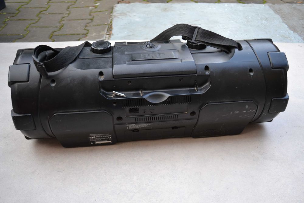 BoomBox Jvc RV NB 75 B Defect
