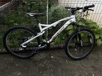 Vand full suspension Specialized Epic Expert