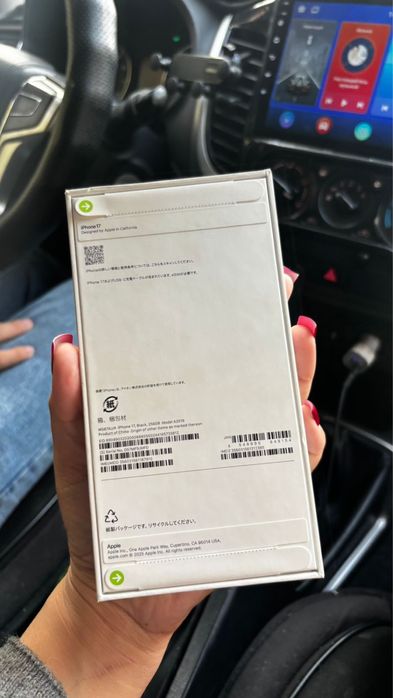 Iphone 17 черный