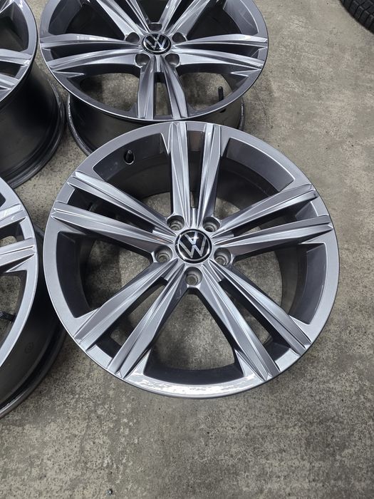 Джанти 18 / 5х112 - VW Passat, Arteon и др. 5x112 Sebring