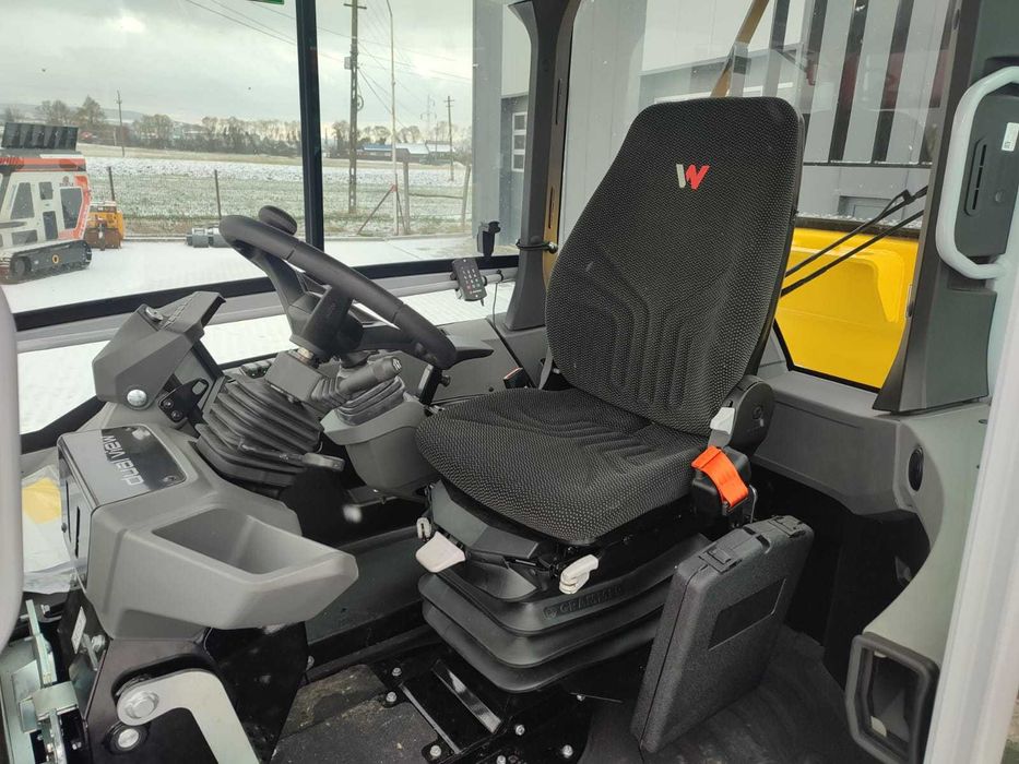 Dumper Wacker Neuson DV90-2 cu cabina-Dealer autorizat
